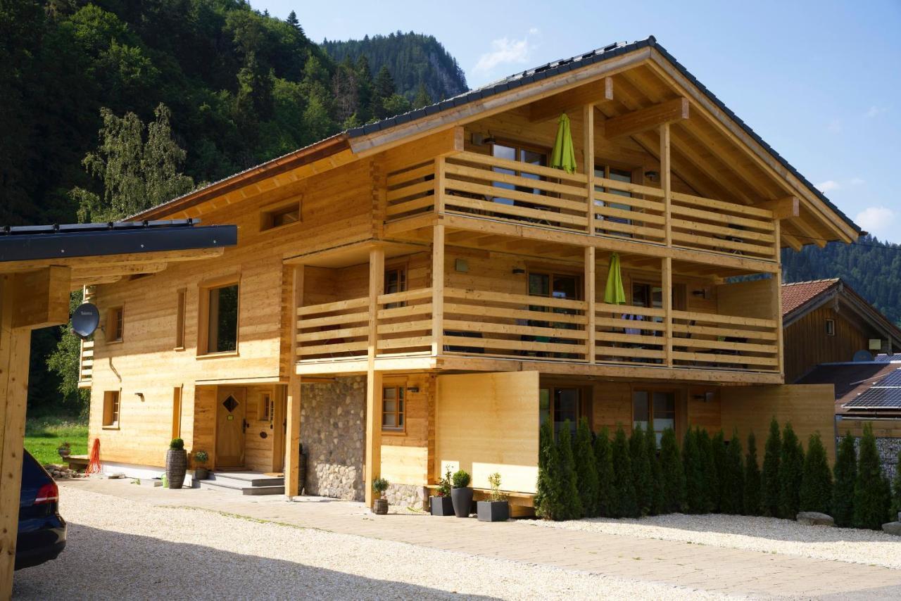 Leos Alpenchalet - Inclusive Sommer Bergbahnticket Und E-Auto Ladestation Oberstdorf Buitenkant foto